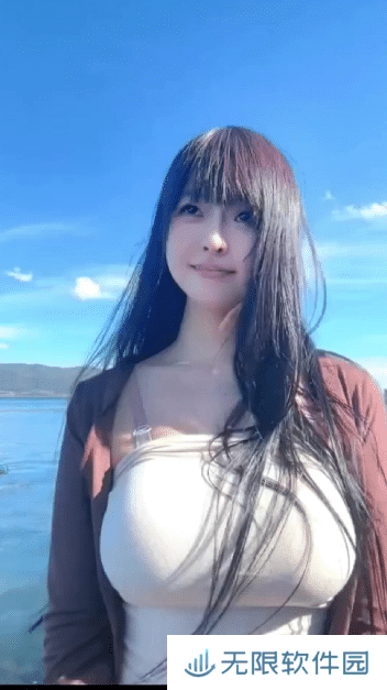 关晓彤又丑上热搜 全靠脸撑着的动态图