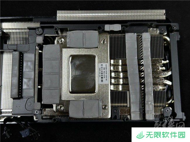 DLSS 4用实力告诉你！耕升 GeForce RTX 5070 Ti 追风不再是4K入门选择