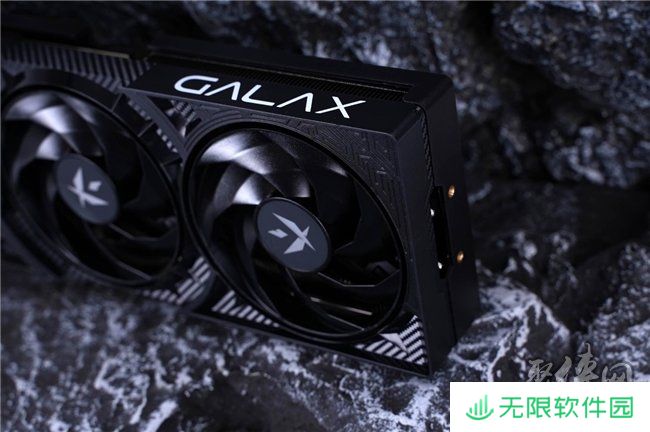 速速拿下这款新卡，影驰RTX 5070 FIRE评测
