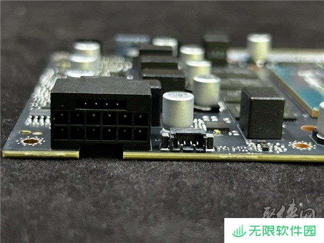 DLSS 4用实力告诉你！耕升 GeForce RTX 5070 Ti 追风不再是4K入门选择