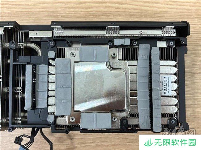 DLSS 4性能全力冲锋，耕升 GeForce RTX 5080 炫光 OC 值得你拥有！