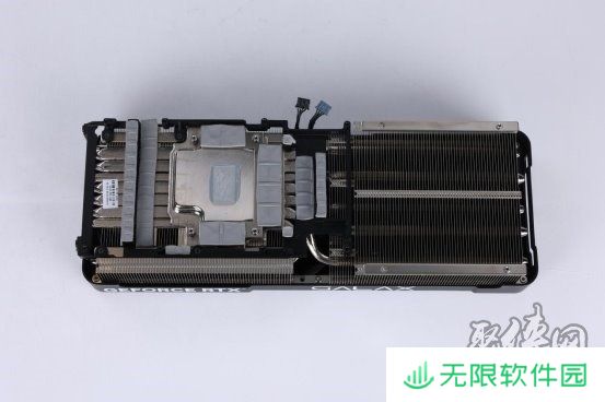 支持DLSS4，从“新”出发