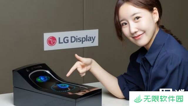 LG 推出可拉伸汽车显示屏：车内空间皆可成屏幕，触控按钮能凸起